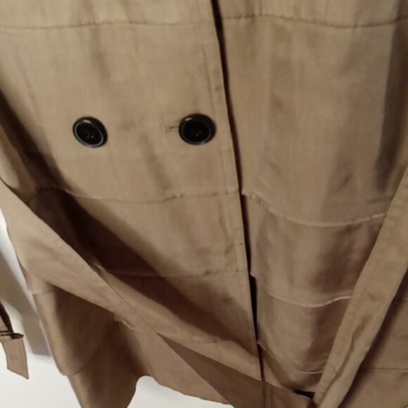 Club Monaco Women's Size S/P Harper Tan Trench Coat. Classic - Picture 4 of 10